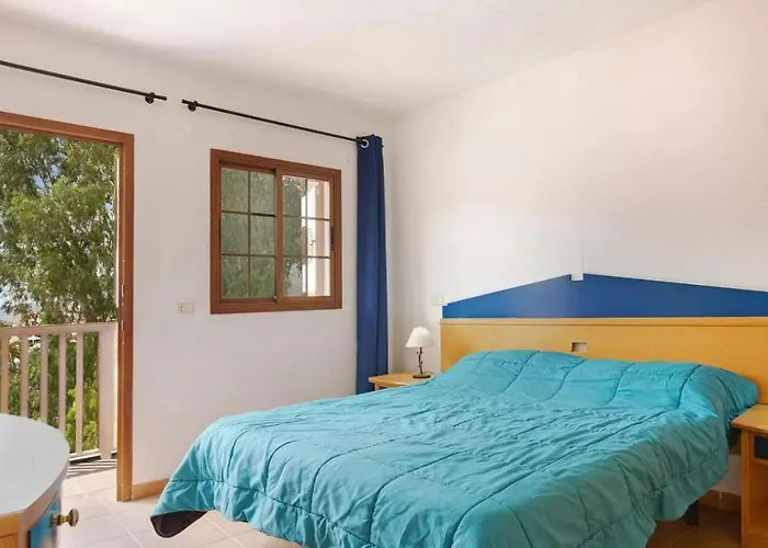 Apartament Holiday 1 *
